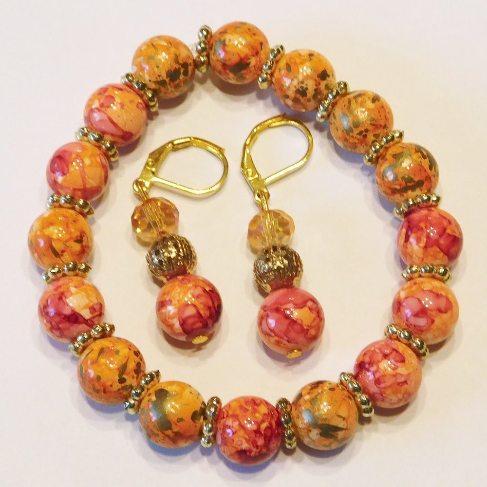Handmade Orange Glass Beaded Stretch Bracelet  &  Matching Earrings - 7.…